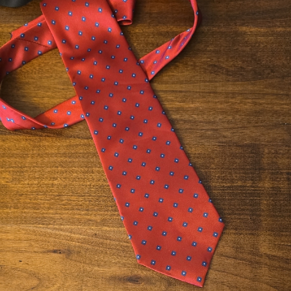 Vibrant Red and Blue Geometric Silk Tie